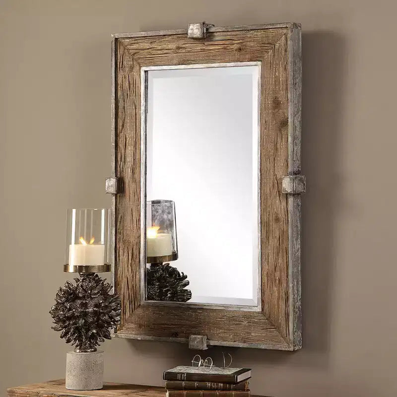 Miroir mural rectangulaire biseauté rustique, cadre en bois naturel vieilli et fer argenté, 25,25" de large