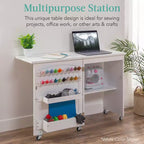 Table et bureau de machine à coudre avec rangement et plateaux pour loisirs créatifs