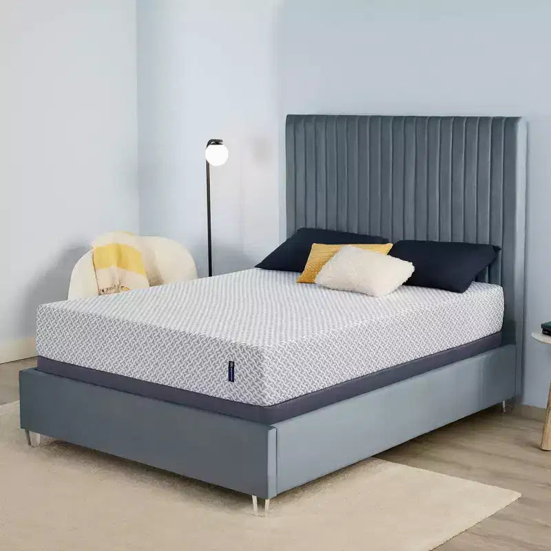 Matelas en mousse à mémoire de forme Serta Medium Firm 10 Gel