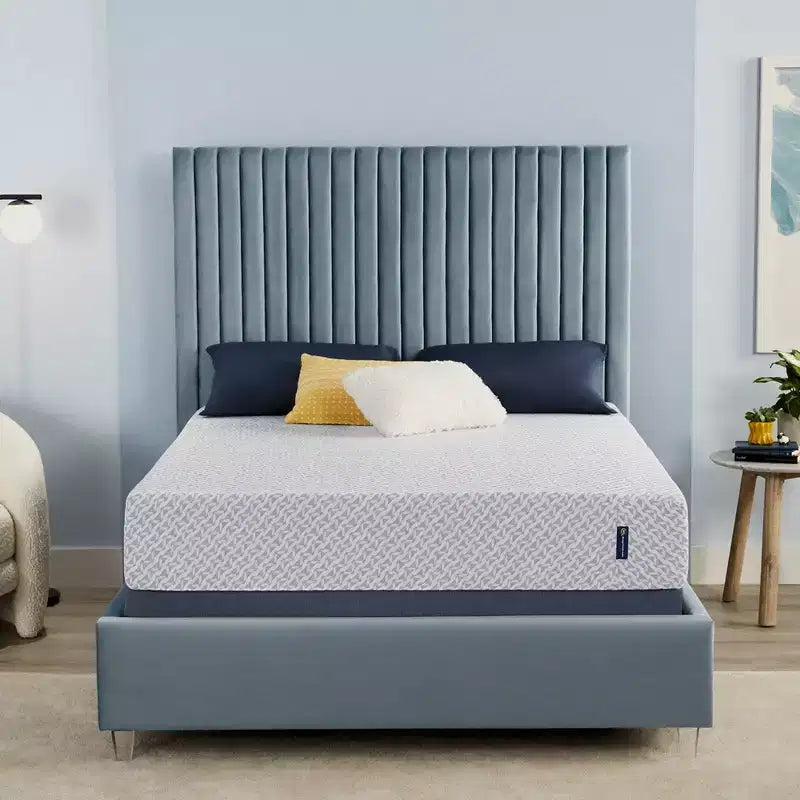 Matelas en mousse à mémoire de forme Serta Medium Firm 10 Gel