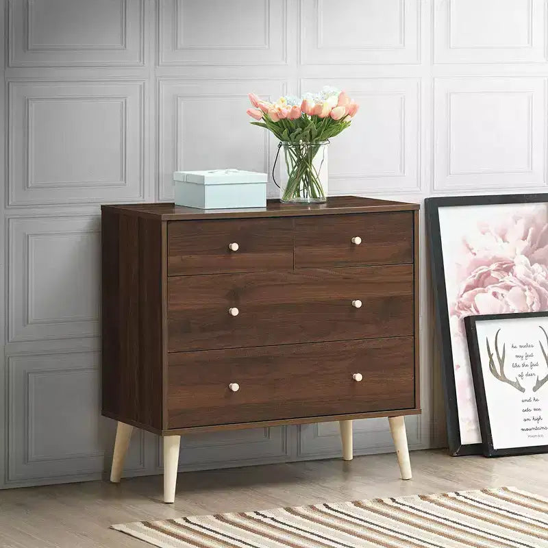 Commode Costway à 4 tiroirs avec pieds en caoutchouc et rails de finition Noyer