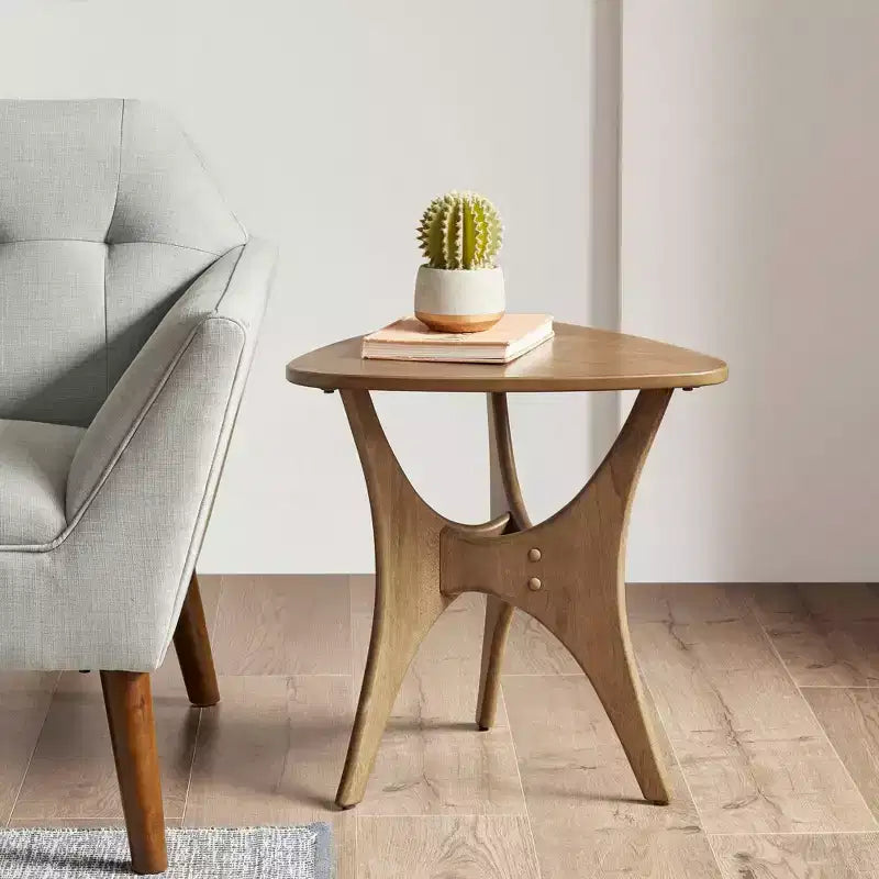 Table d'appoint triangulaire en bois Blaze