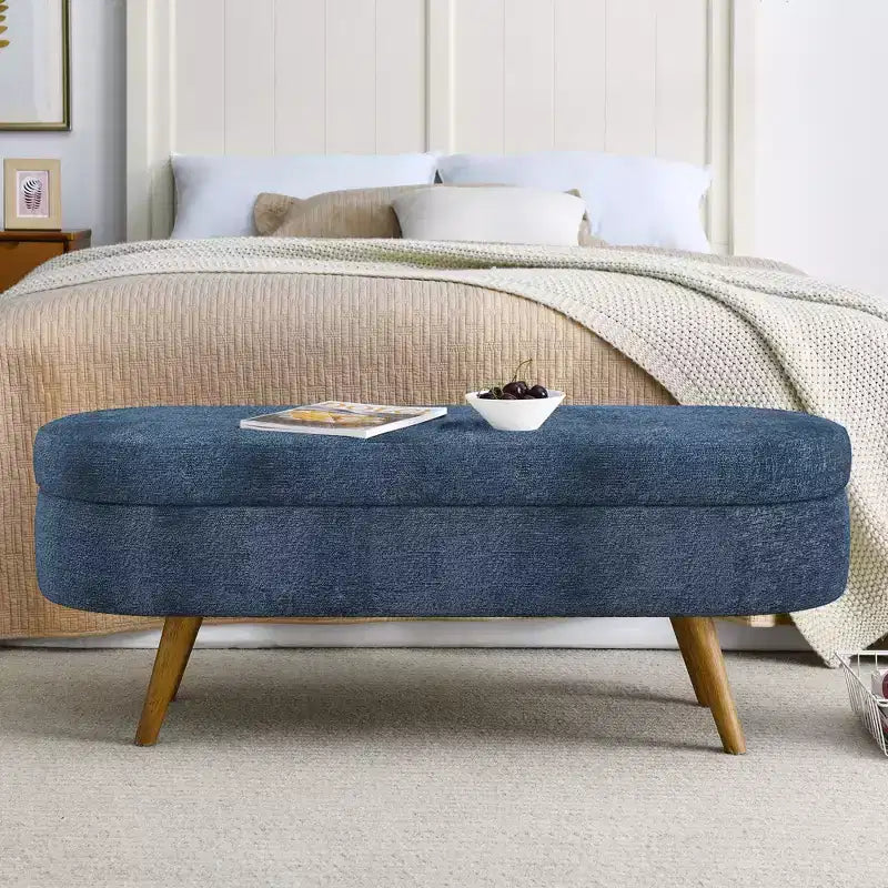 Banc de rangement ovale avec pieds en hévéa, Pouf capitonné moderne - ModernLuxe