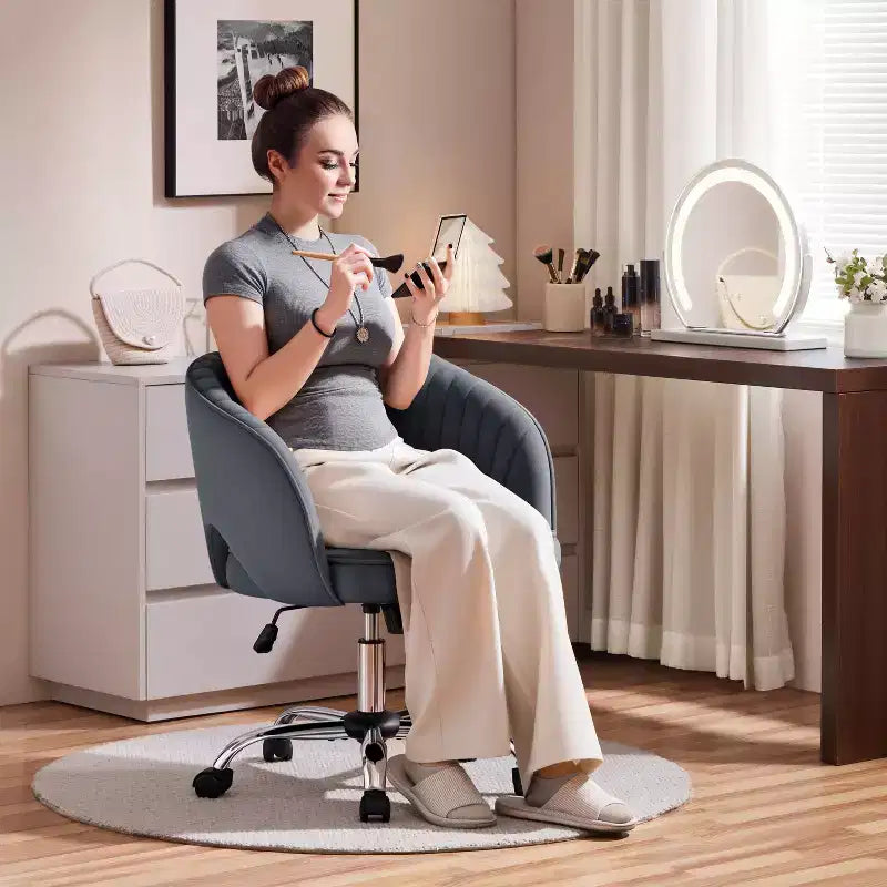 Fauteuil de bureau à roulettes Yaheetech avec dossier capitonné